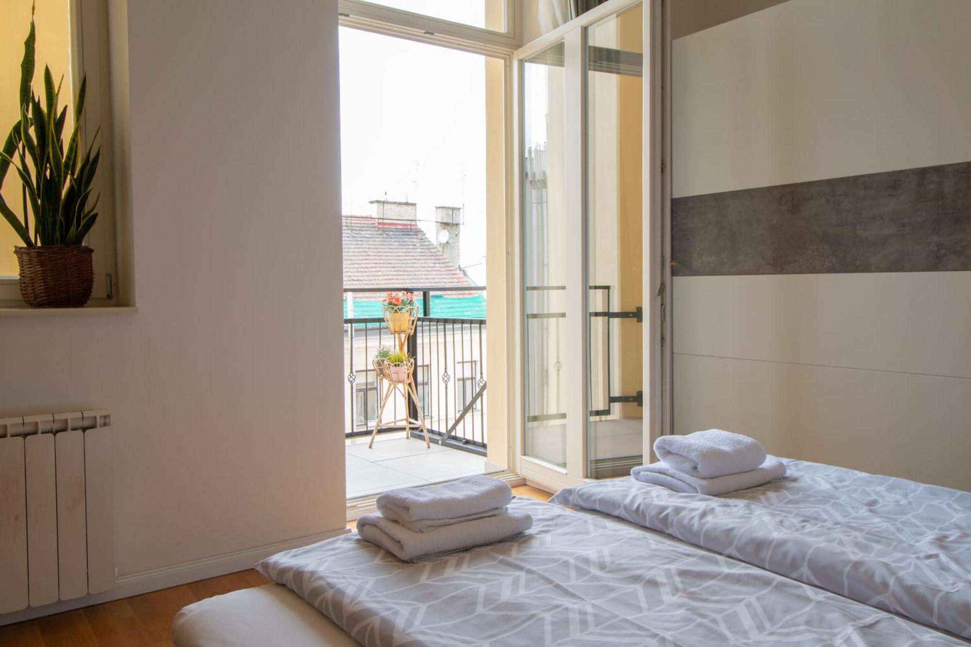 פראג Stepanska Cr Apartments מראה חיצוני תמונה