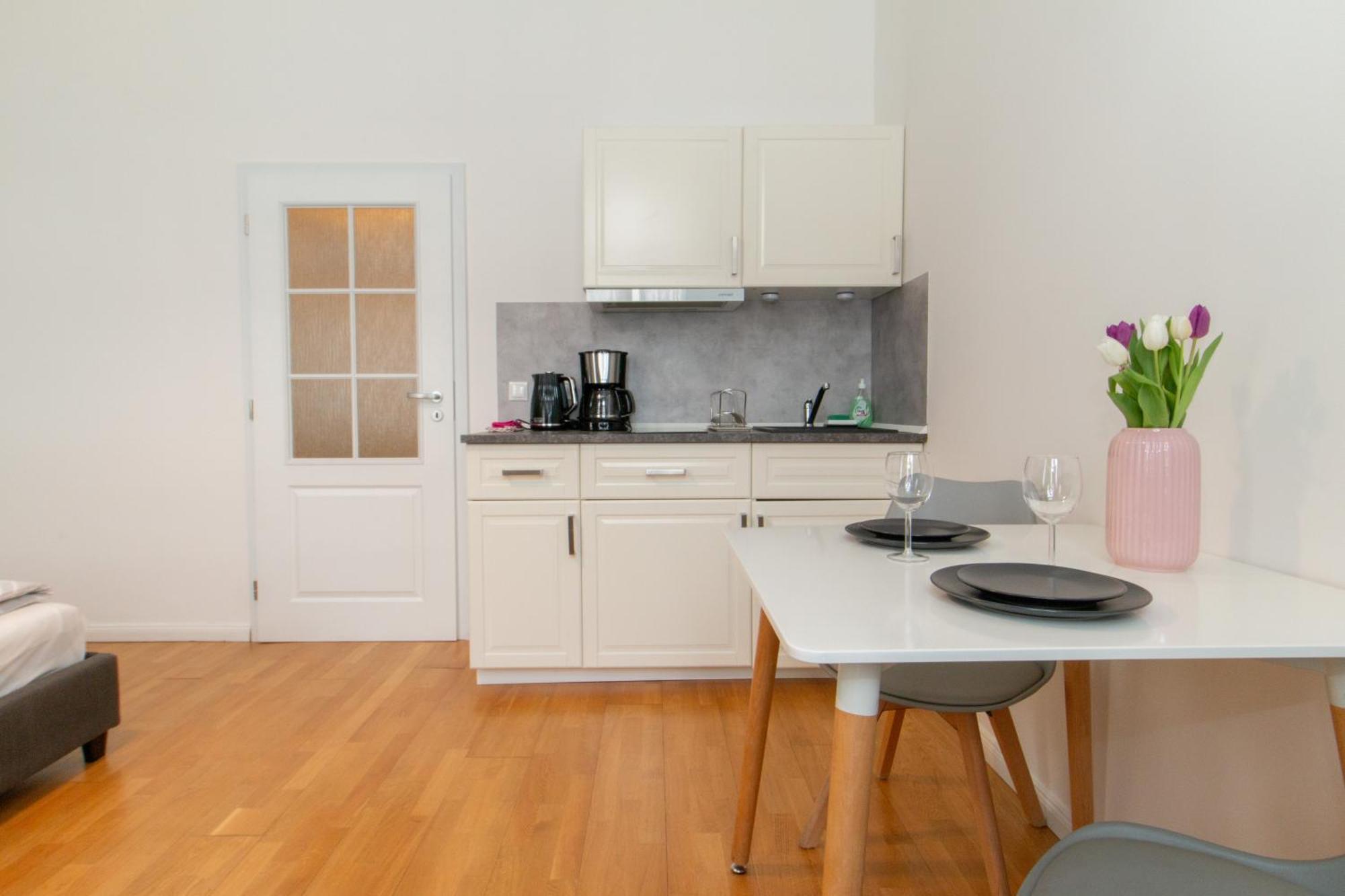 פראג Stepanska Cr Apartments מראה חיצוני תמונה