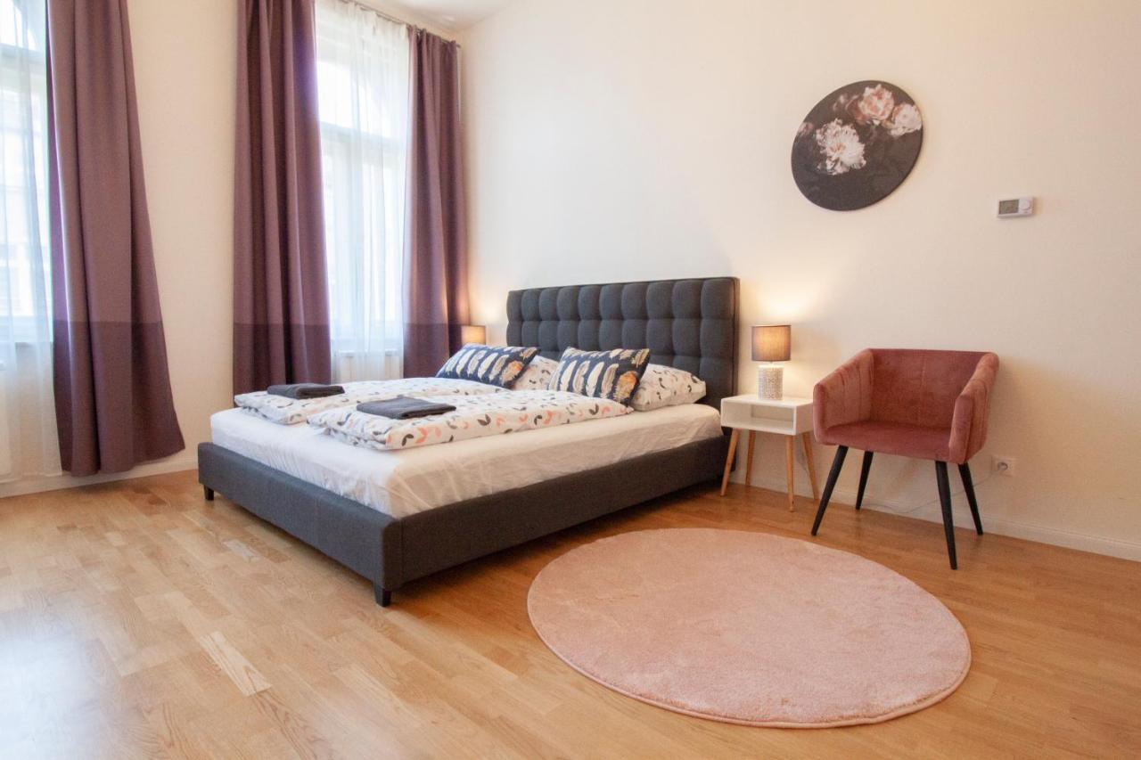 Stay Inn Apartments Stepanska פראג מראה חיצוני תמונה