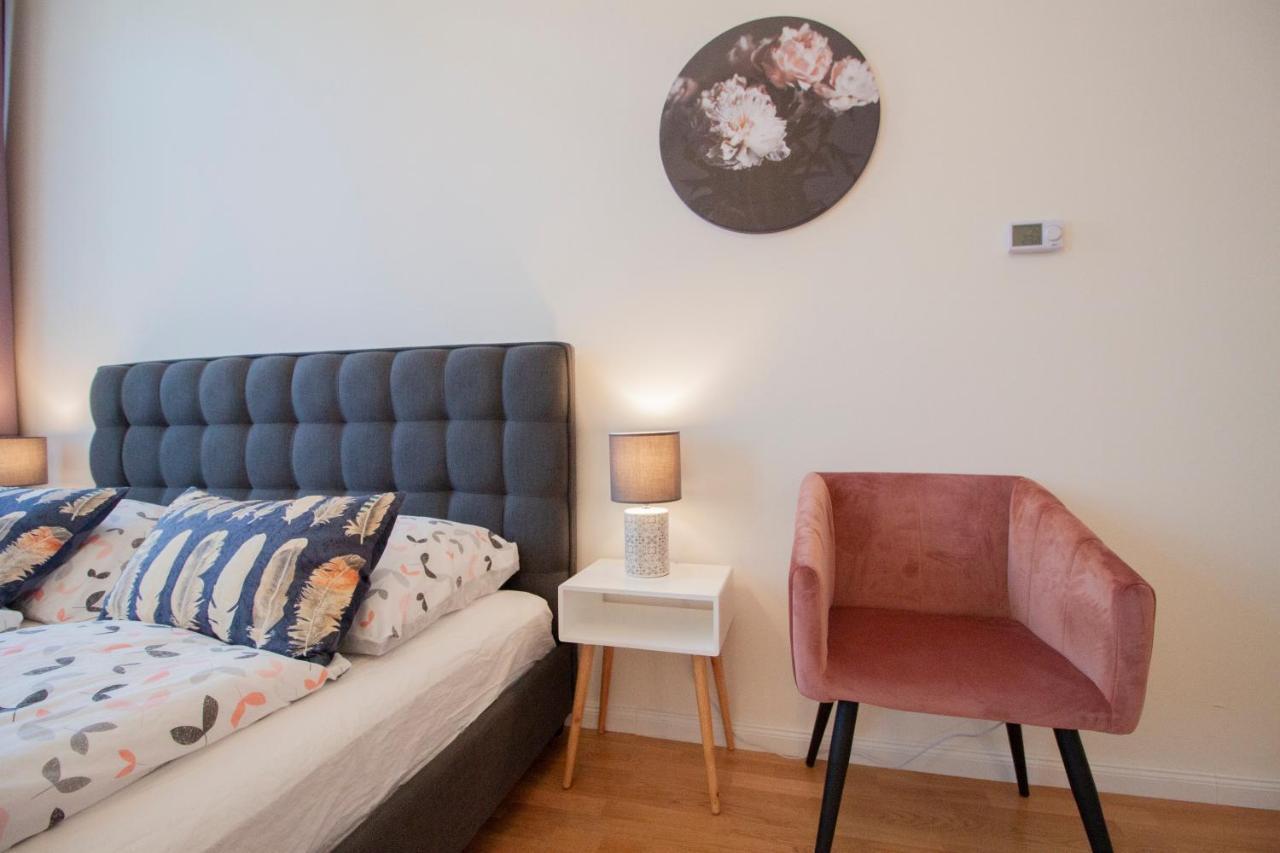 פראג Stepanska Cr Apartments מראה חיצוני תמונה