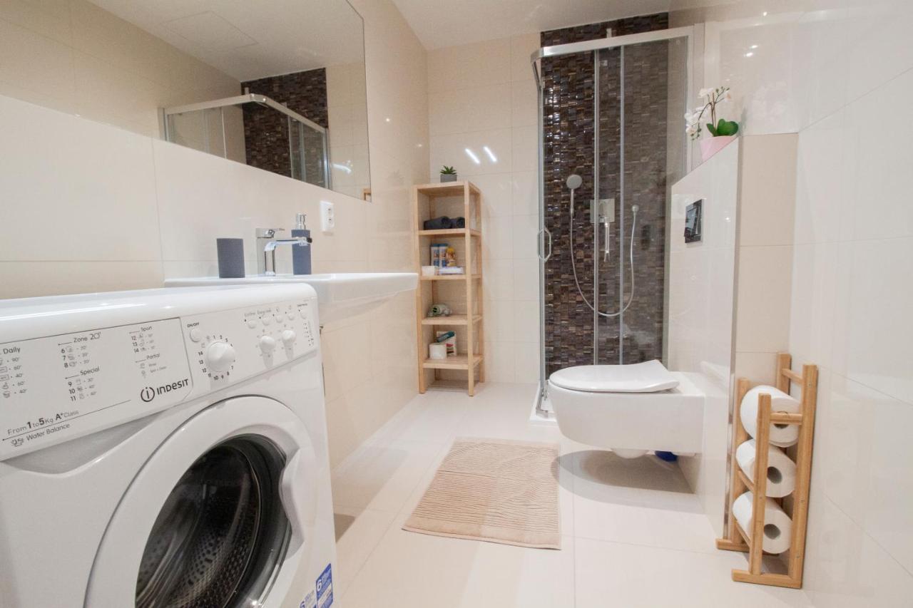 פראג Stepanska Cr Apartments מראה חיצוני תמונה